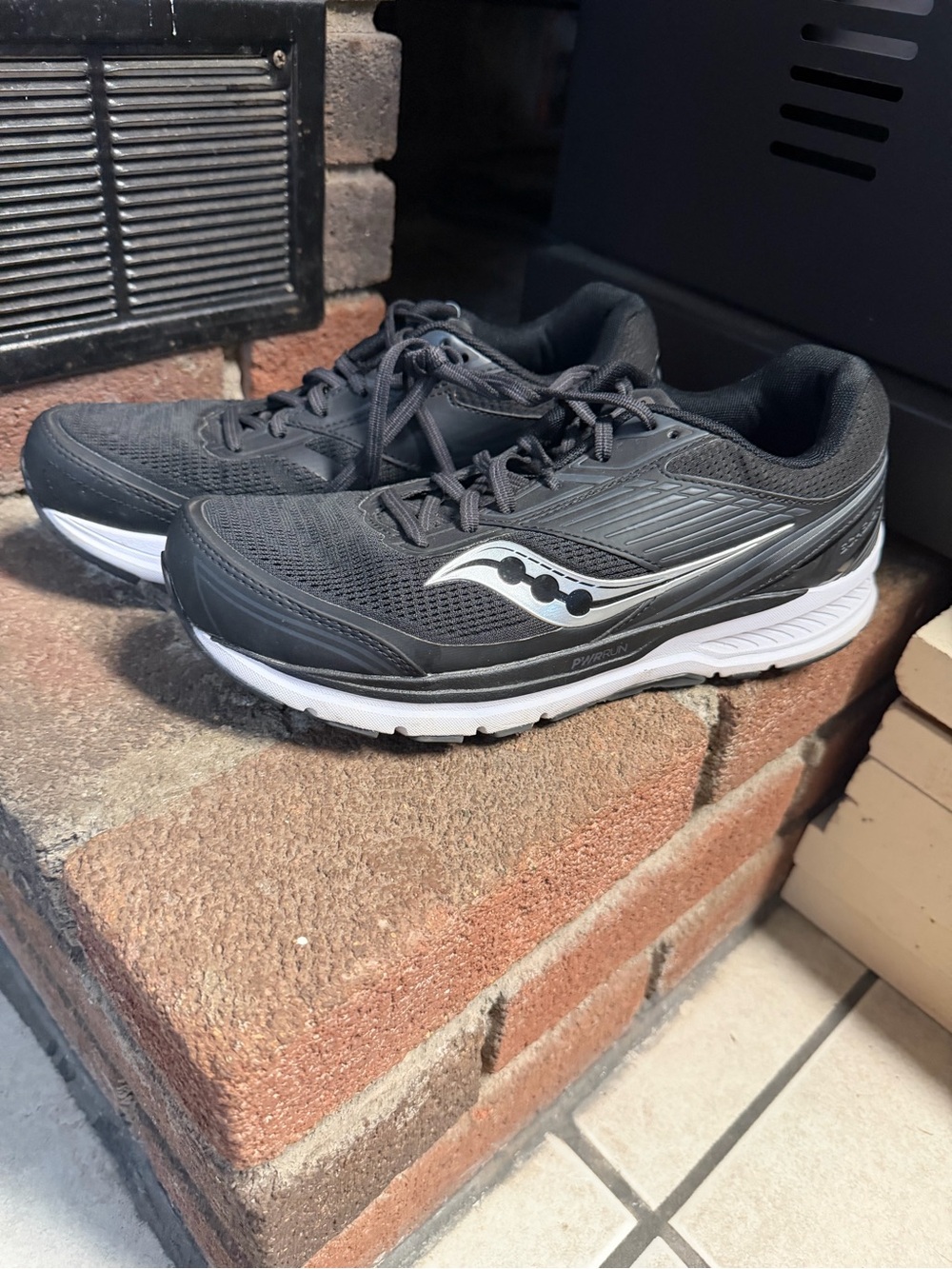 Women’s Saucony sneakers